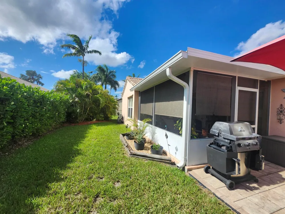 120 NW 189th Avenue Pembroke Pines, FL 33029