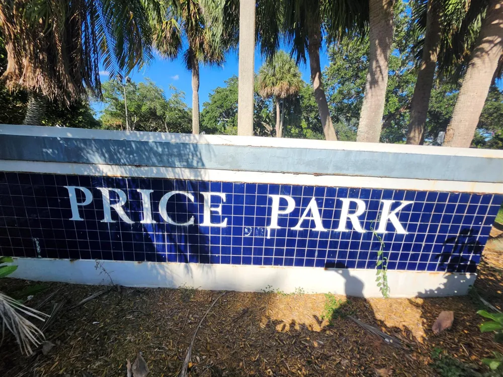 120 NW 189th Avenue Pembroke Pines, FL 33029