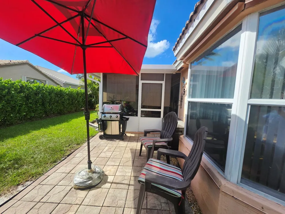 120 NW 189th Avenue Pembroke Pines, FL 33029
