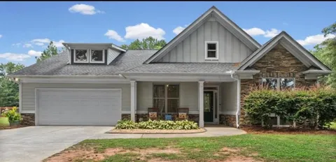 5411 Hightower Trail