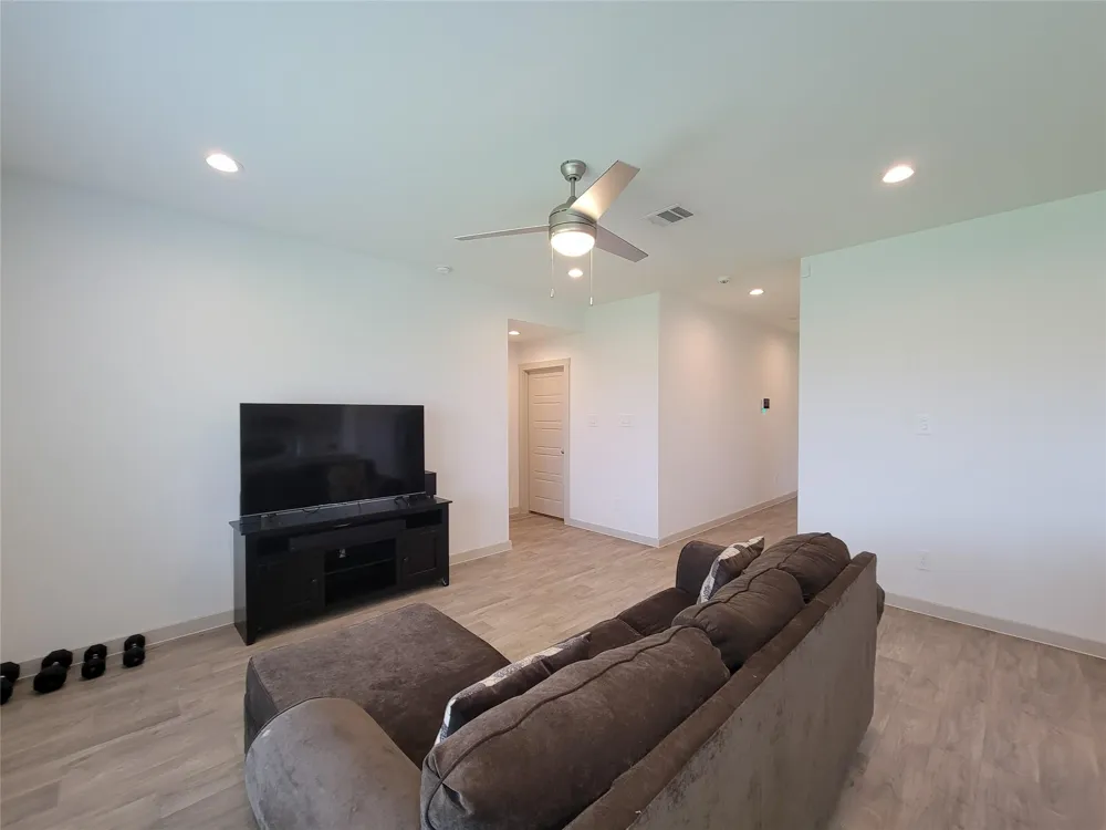 7919 Grey Wolfe Lane Rosharon, TX 77583