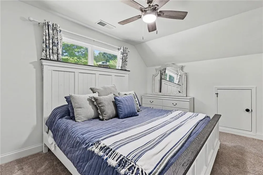 119 Red Cloud Walk Waleska, GA 30183