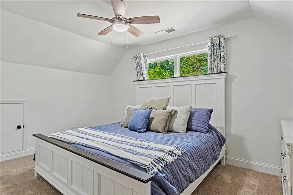 119 Red Cloud Walk Waleska, GA 30183