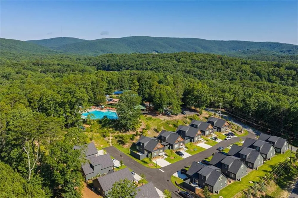 119 Red Cloud Walk Waleska, GA 30183