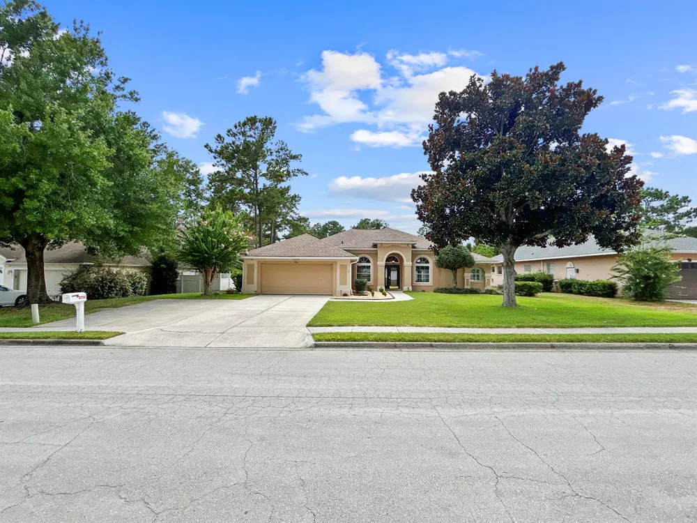 2716 SW 20th Avenue ocala, FL 34471