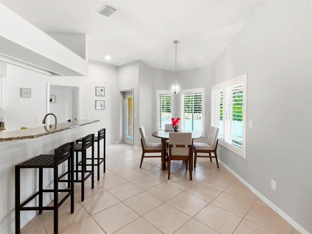 2716 SW 20th Avenue ocala, FL 34471