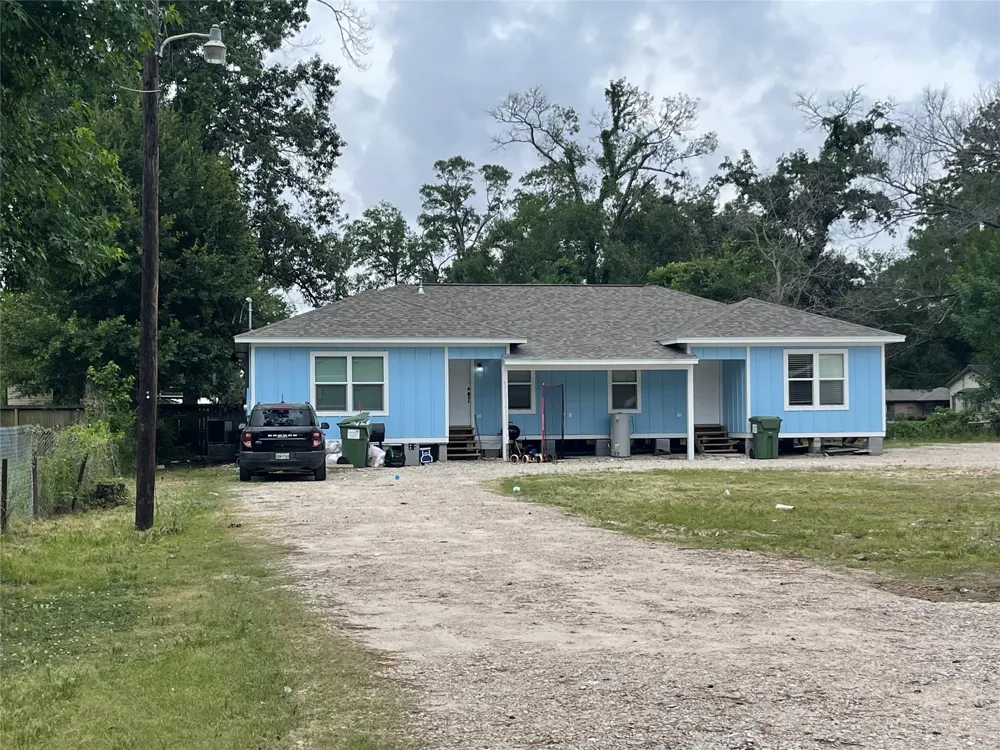 21882 Russell Drive #B New Caney, TX 77357