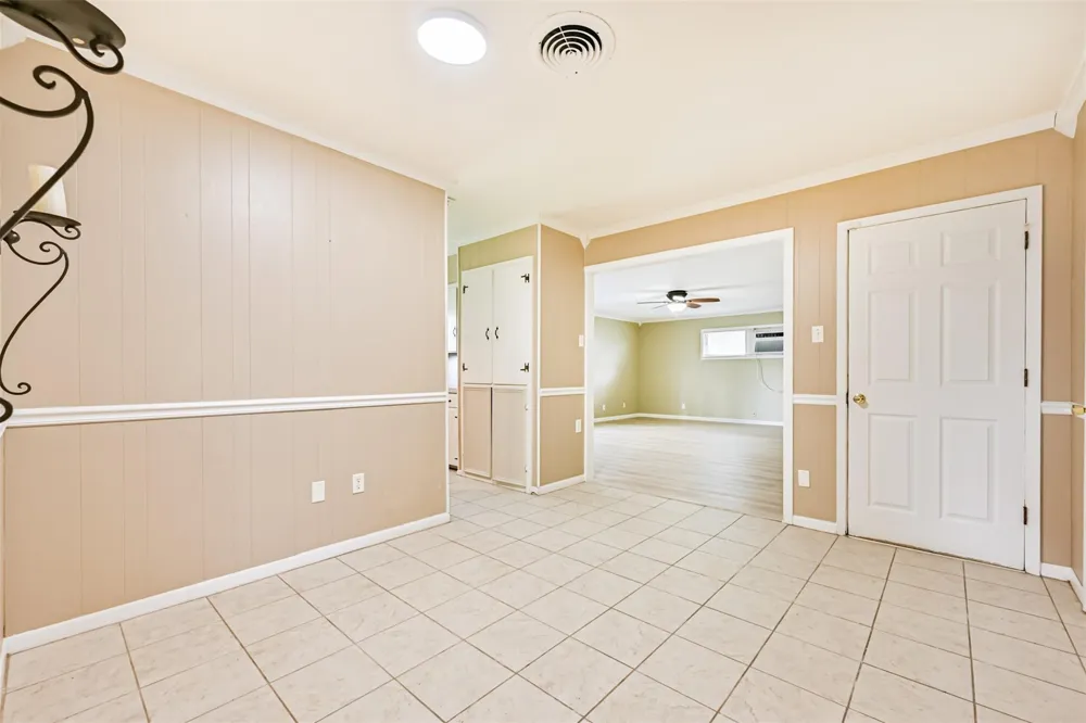 807 Temple Drive Hitchcock, TX 77563