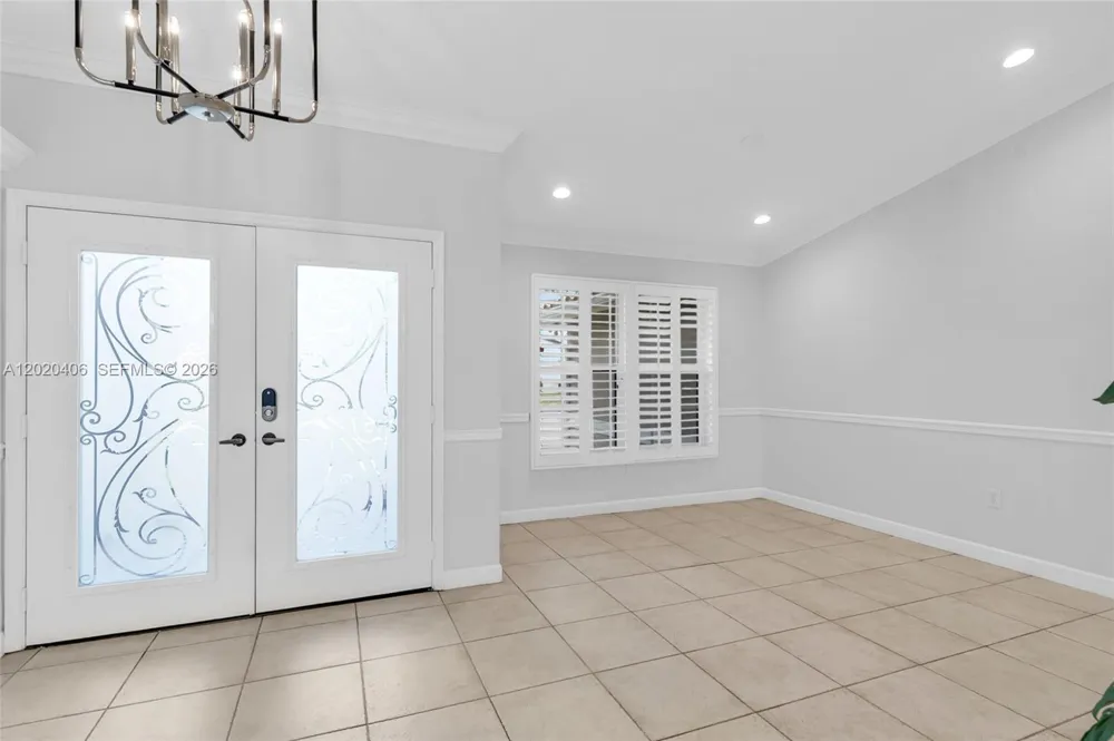 321 NW 193rd Ave Pembroke Pines, FL 33029