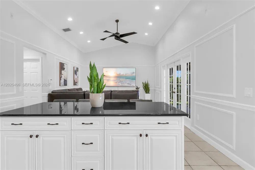 321 NW 193rd Ave Pembroke Pines, FL 33029