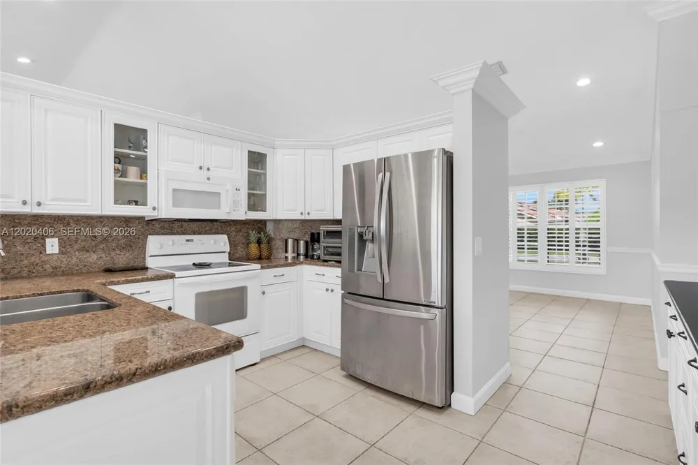321 NW 193rd Ave Pembroke Pines, FL 33029