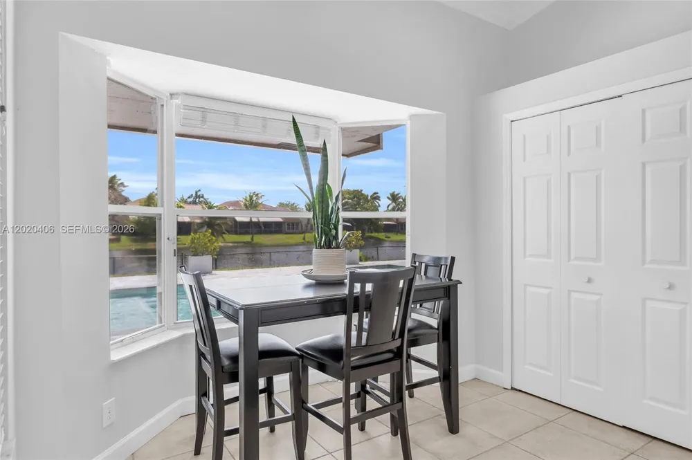 321 NW 193rd Ave Pembroke Pines, FL 33029