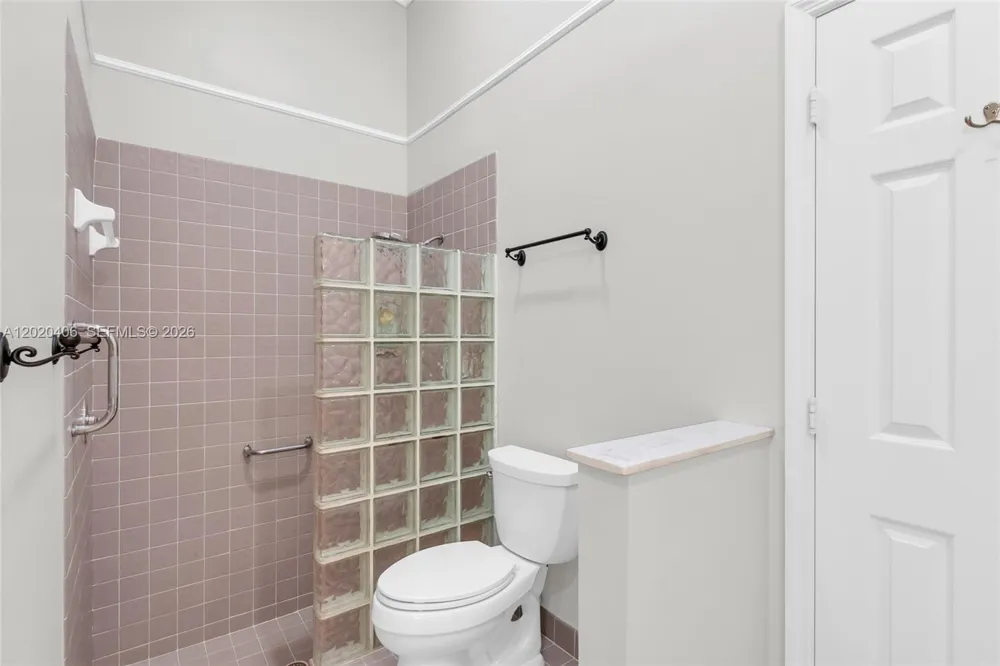 321 NW 193rd Ave Pembroke Pines, FL 33029