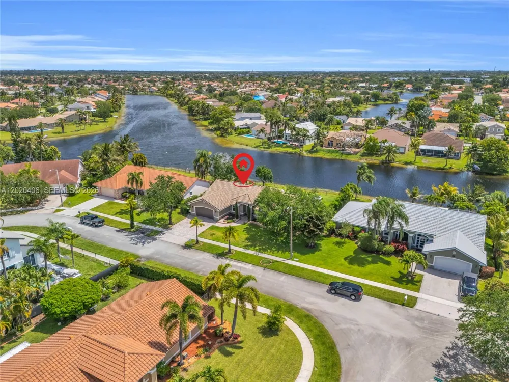 321 NW 193rd Ave Pembroke Pines, FL 33029
