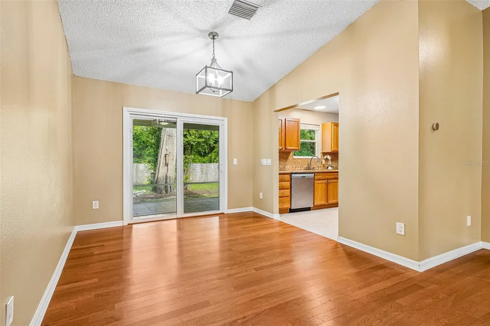 108 CHERRY BLOSSOM LANE Lady Lake, FL 32159