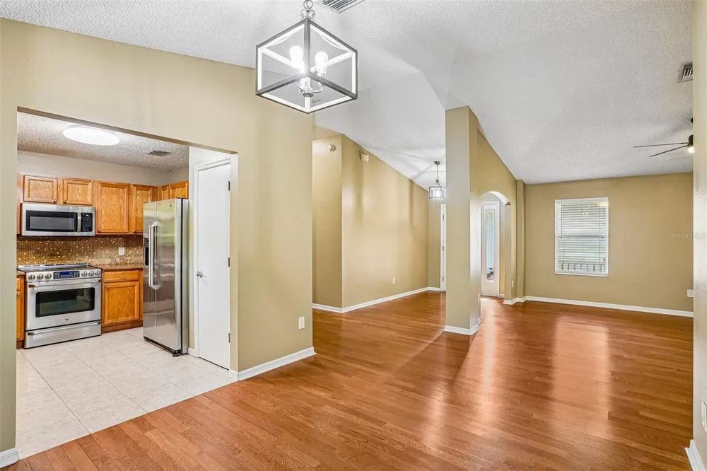 108 CHERRY BLOSSOM LANE Lady Lake, FL 32159