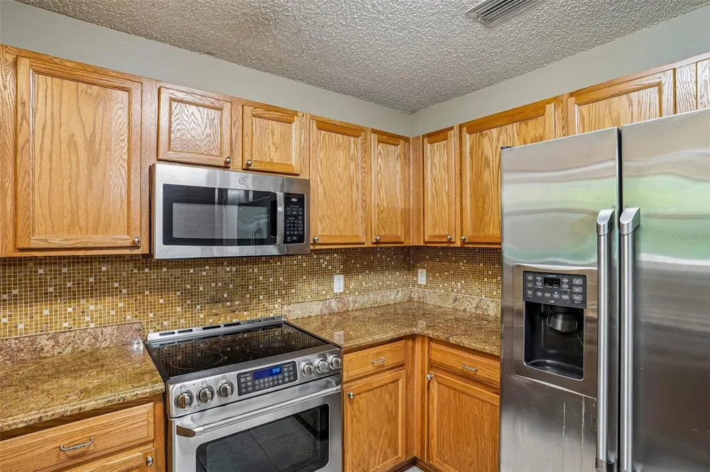 108 CHERRY BLOSSOM LANE Lady Lake, FL 32159