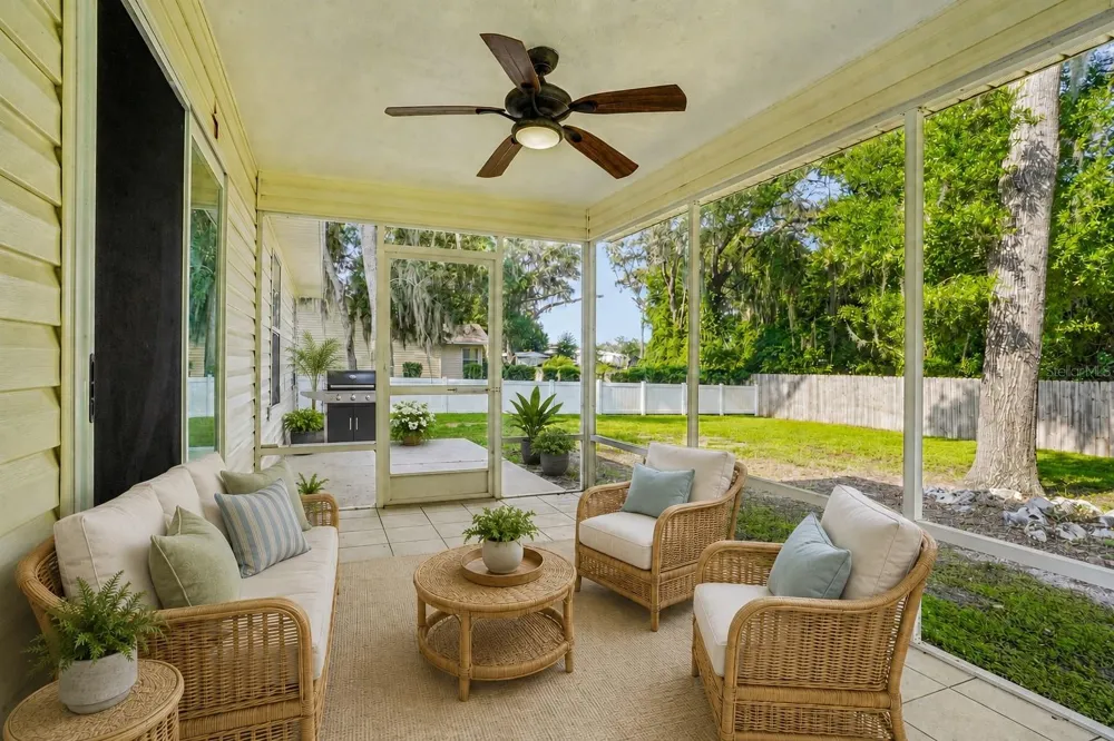 108 CHERRY BLOSSOM LANE Lady Lake, FL 32159