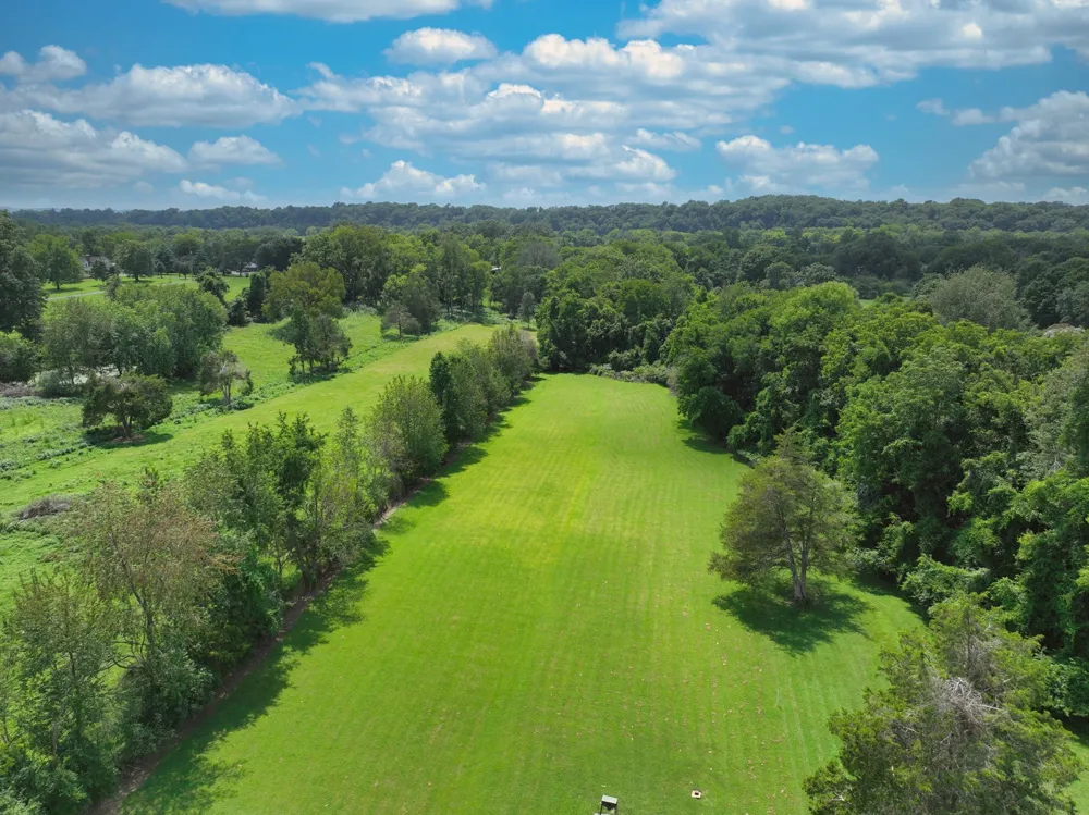 1544 Neelys Bend Rd Madison, TN 37115