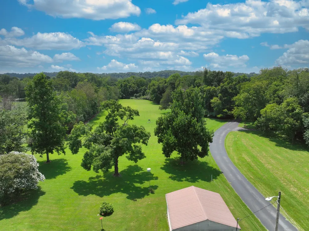 1544 Neelys Bend Rd Madison, TN 37115