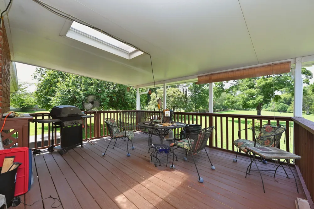 1544 Neelys Bend Rd Madison, TN 37115