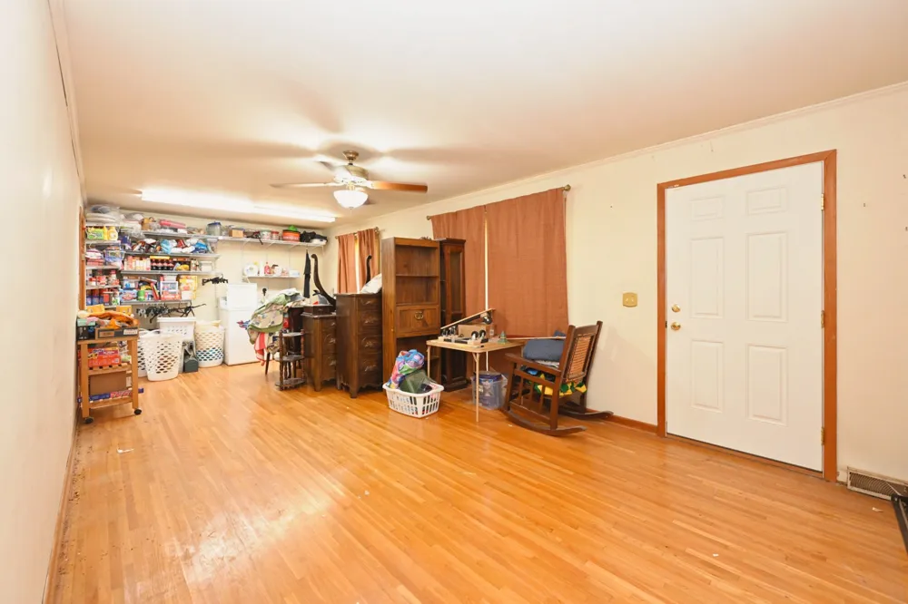 1544 Neelys Bend Rd Madison, TN 37115