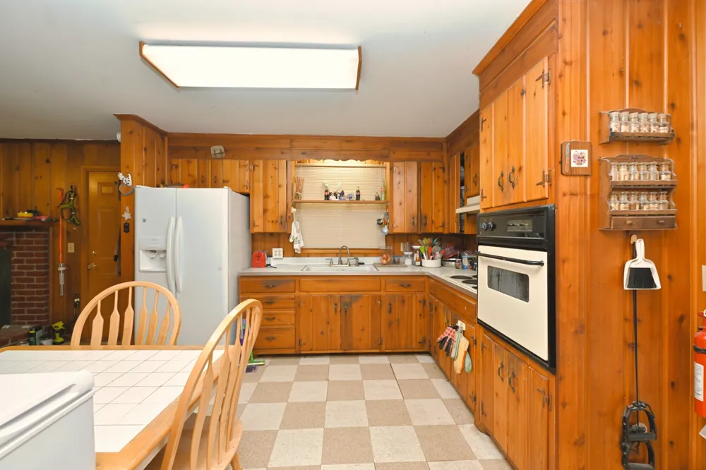 1544 Neelys Bend Rd Madison, TN 37115