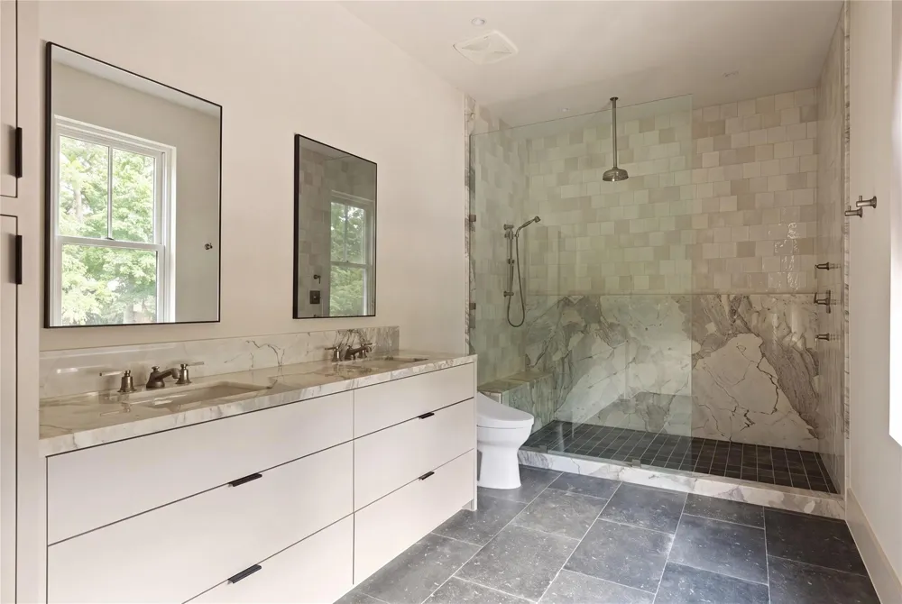 5641 Holly Springs Drive Houston, TX 77056