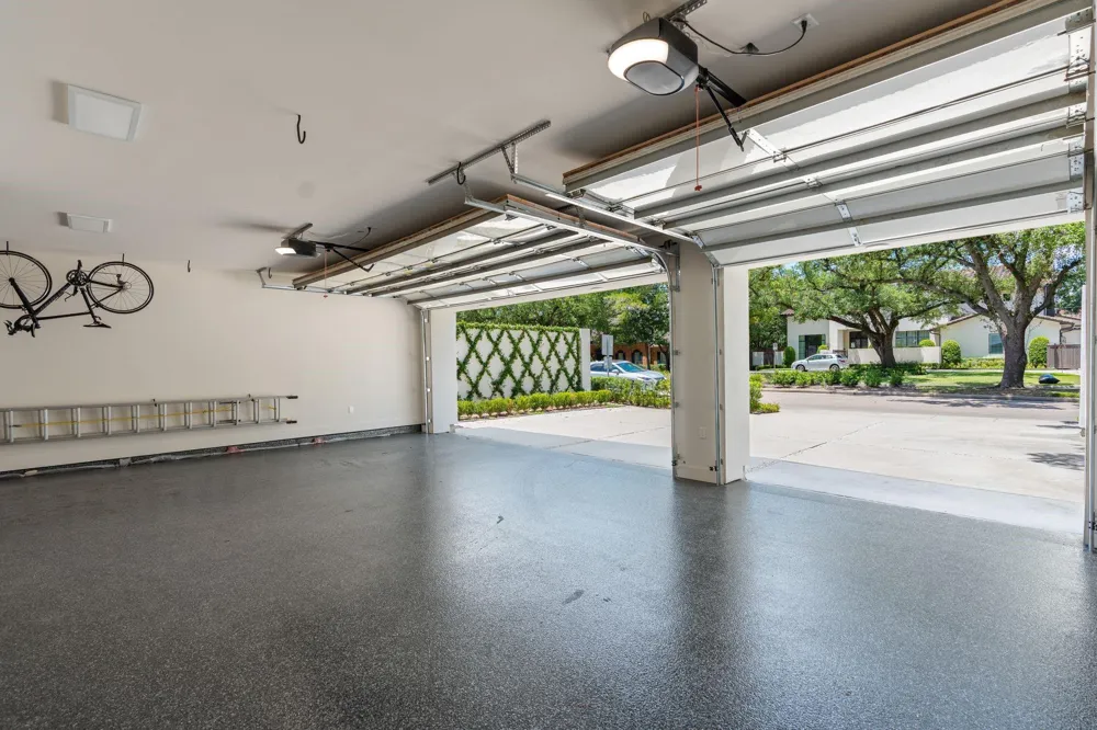 5641 Holly Springs Drive Houston, TX 77056