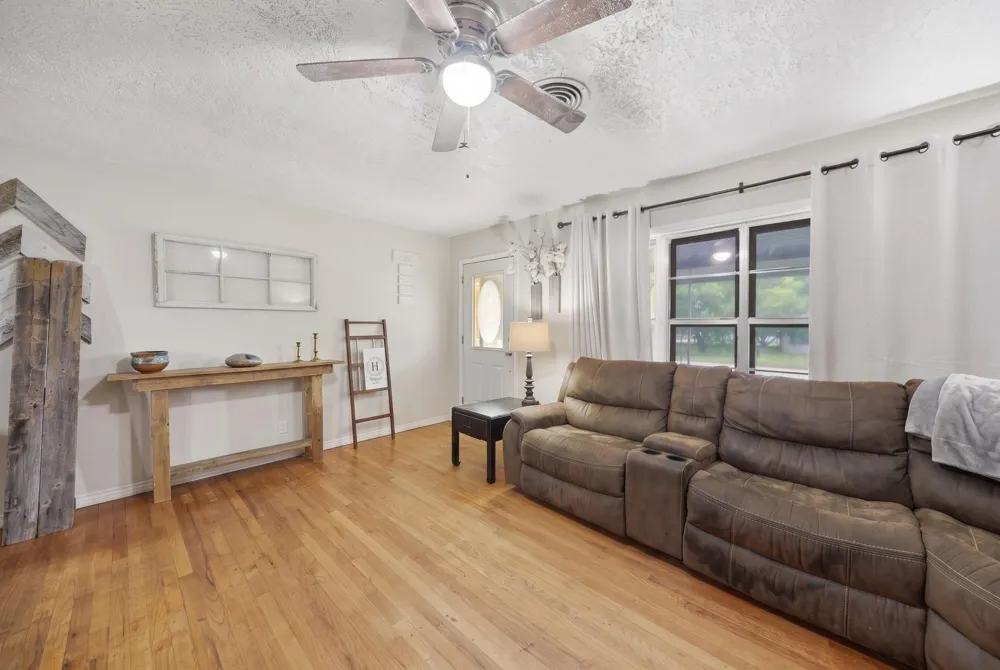 413 3rd Street Somerville, TX 77879