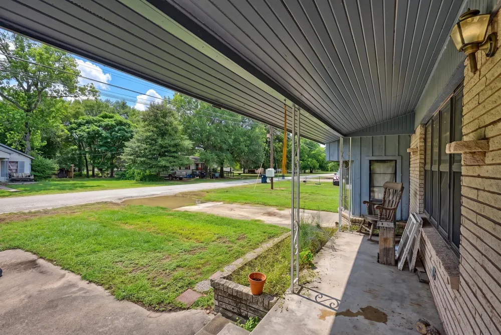 413 3rd Street Somerville, TX 77879