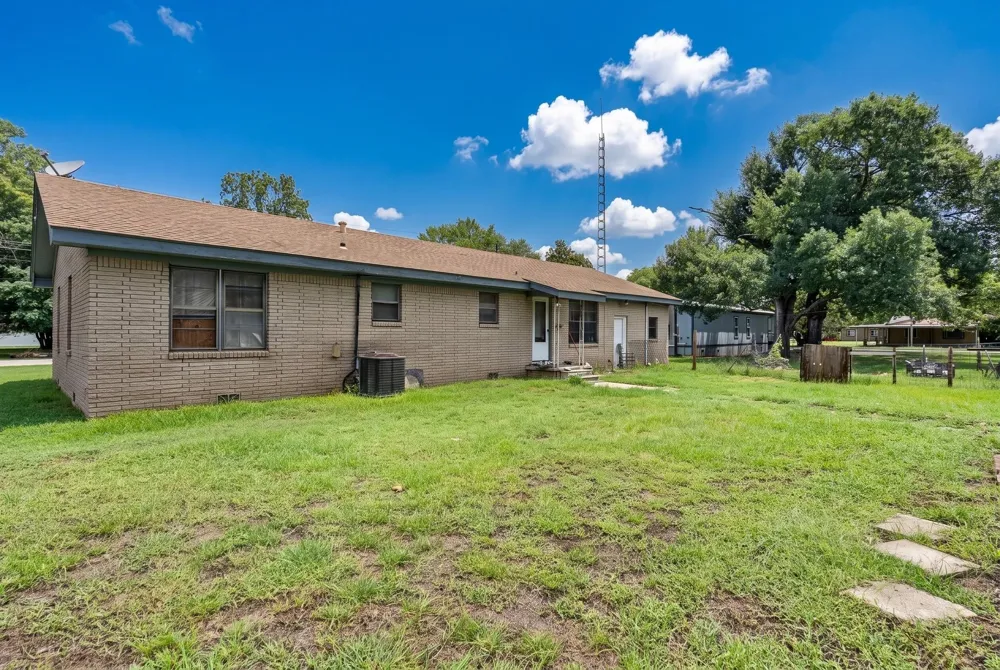413 3rd Street Somerville, TX 77879