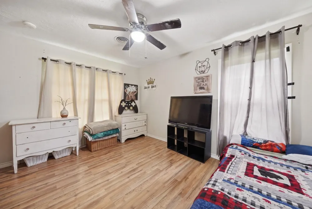 413 3rd Street Somerville, TX 77879
