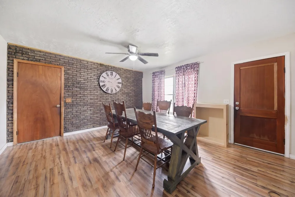 413 3rd Street Somerville, TX 77879