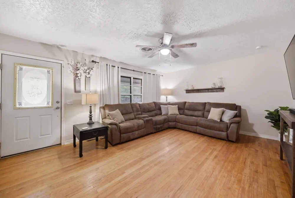 413 3rd Street Somerville, TX 77879