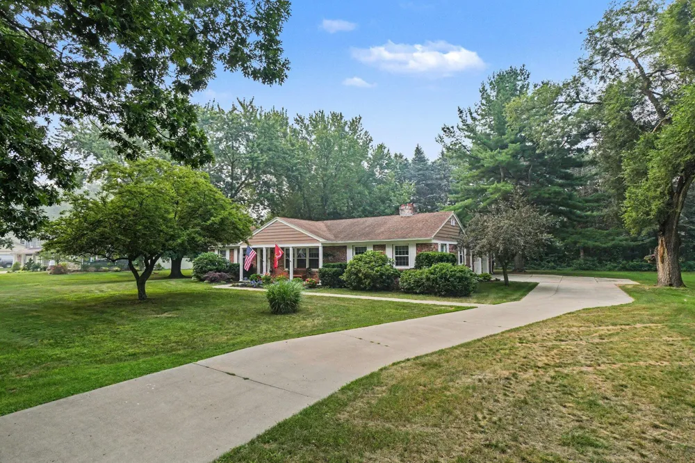 219 Jackson Street Allegan City, MI 49010