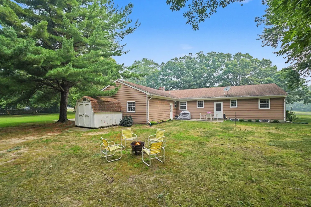 219 Jackson Street Allegan City, MI 49010