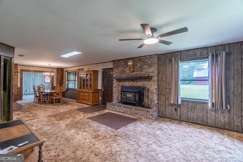 5074 Savannah Highway Sylvania, GA 30467