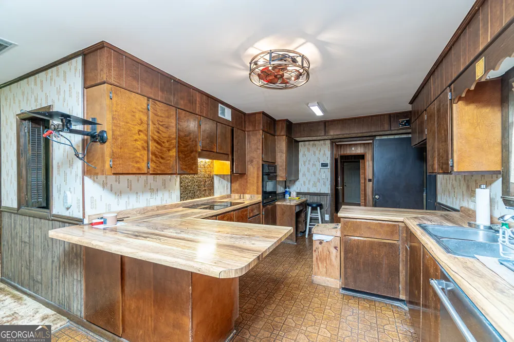 5074 Savannah Highway Sylvania, GA 30467