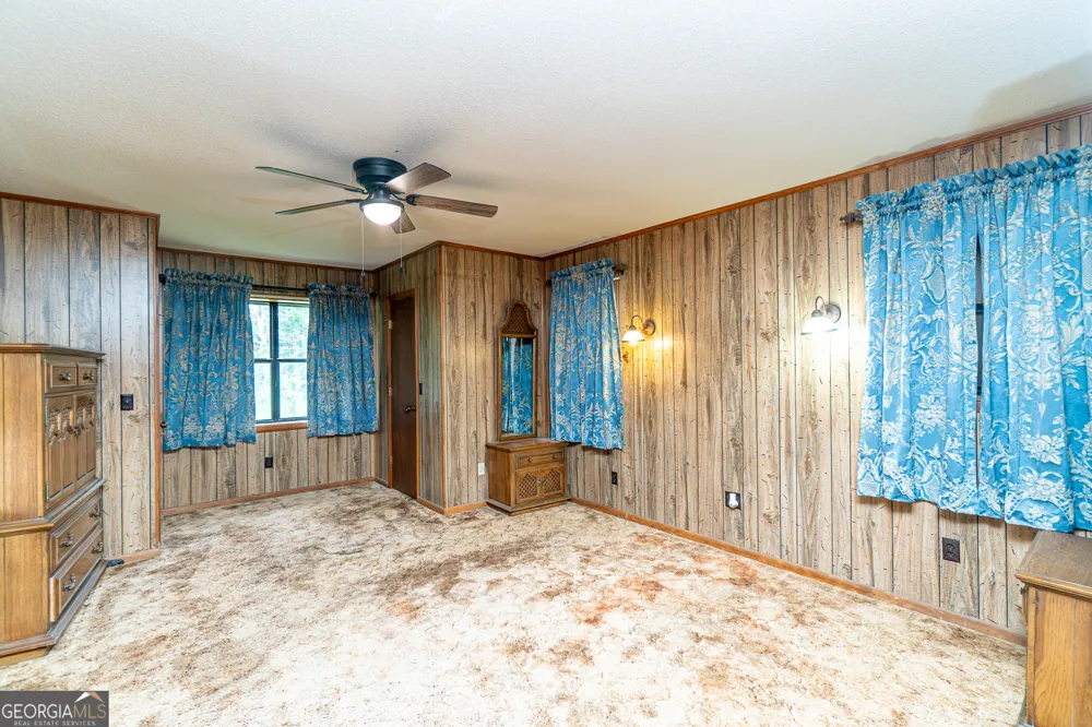 5074 Savannah Highway Sylvania, GA 30467