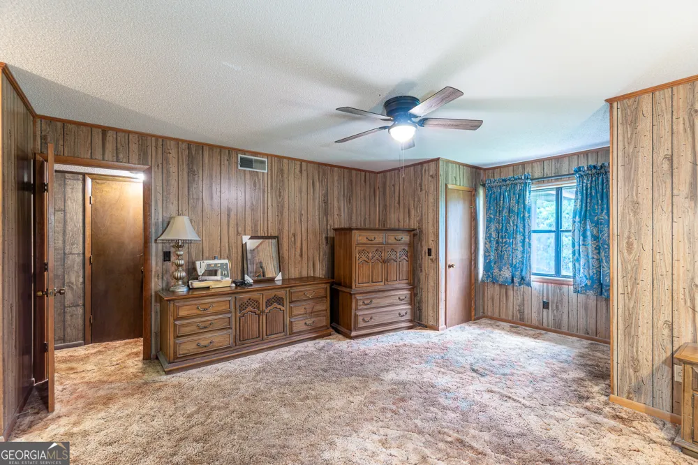 5074 Savannah Highway Sylvania, GA 30467