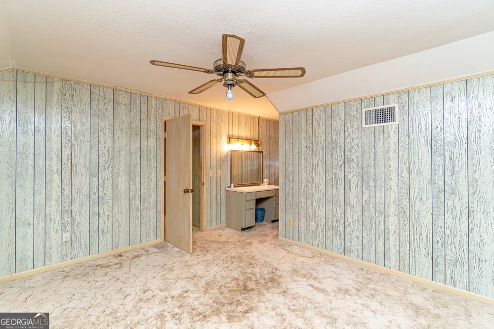 5074 Savannah Highway Sylvania, GA 30467
