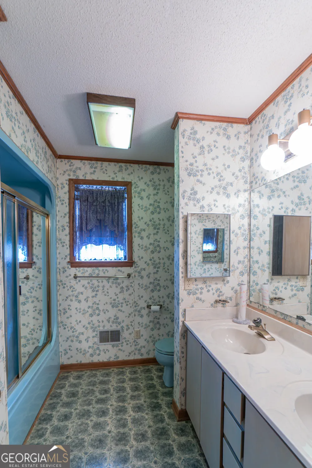 5074 Savannah Highway Sylvania, GA 30467