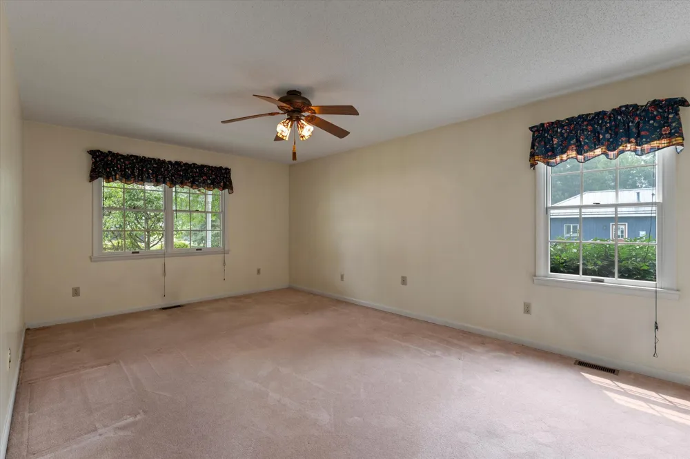 29184 Water Street Dowagiac, MI 49047