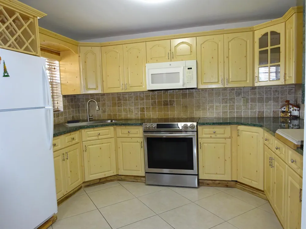 605 S STATE ROAD 7 #2D Margate, FL 33068