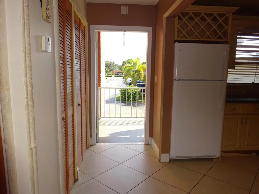 605 S STATE ROAD 7 #2D Margate, FL 33068