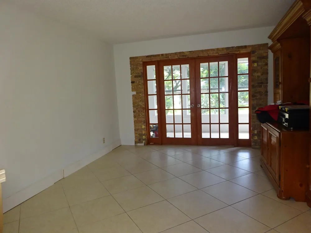605 S STATE ROAD 7 #2D Margate, FL 33068