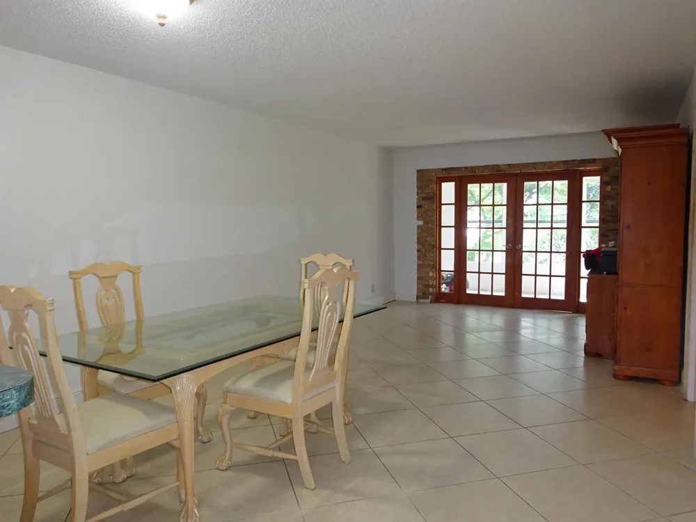 605 S STATE ROAD 7 #2D Margate, FL 33068