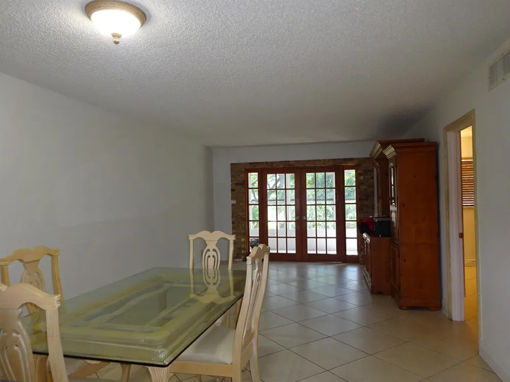 605 S STATE ROAD 7 #2D Margate, FL 33068