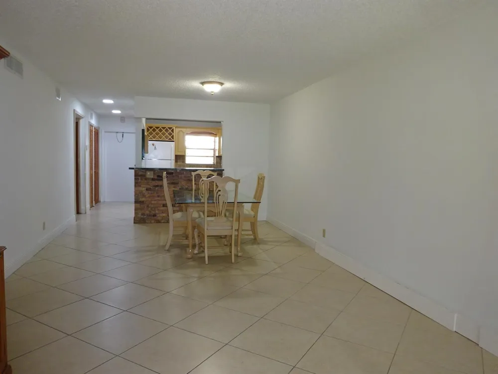 605 S STATE ROAD 7 #2D Margate, FL 33068